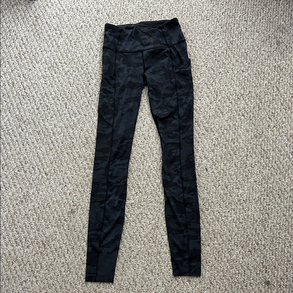 Lululemon Black Camouflage Leggings